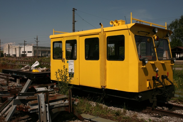 La draisine X 625.902 du Maraizellerbahn bénéficie d'une carrosserie moderne. Elle est vue en gare d'Oberdragendorf