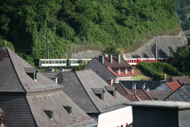 Le train Gstadt-Waidhofen cirulant aux horaires scolaires est renforcé par 2 voitures « SchafkäsExpress »
